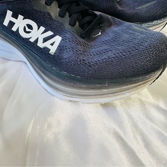 Women's Hoka One One Bondi 8 Black/White Running Shoes, Size 9B, 1127952 BWHT - Picture 2 of 8